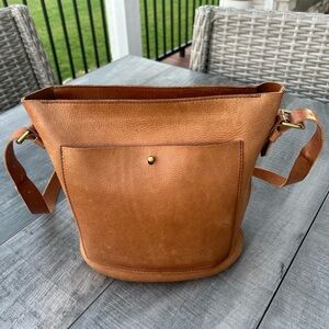 MADEWELL The Transport Bucket Tote